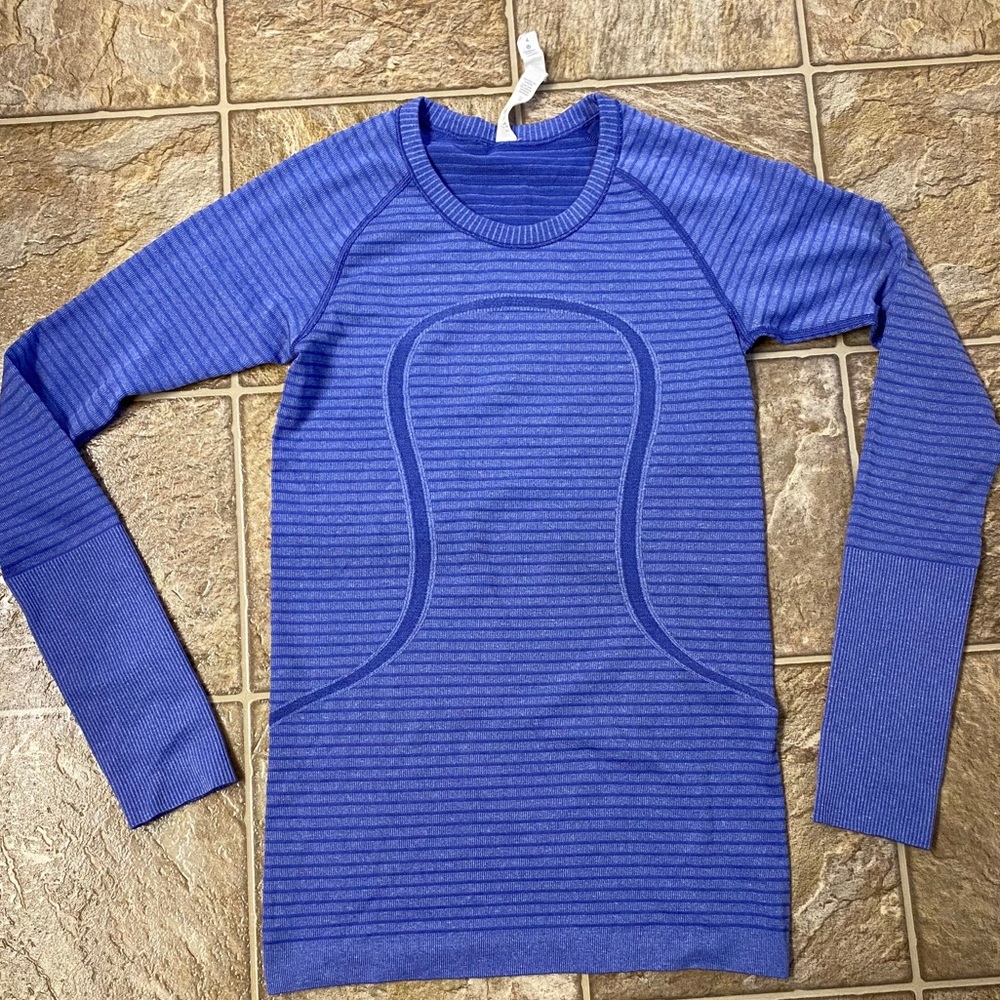 Blue long sleeve lululemon shirt